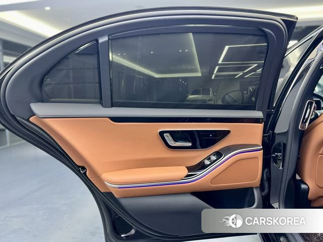 Mercedes-Benz S-Class id 4260771 из Китая 24
