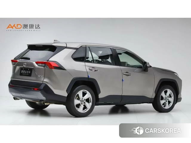 Toyota RAV4 2021 Темно-серый из Китая, фото 4