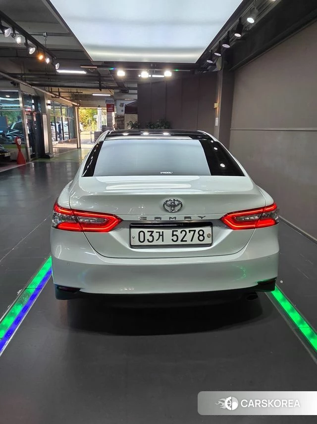 Toyota Camry (XV70) id 4967228 из Кореи 9