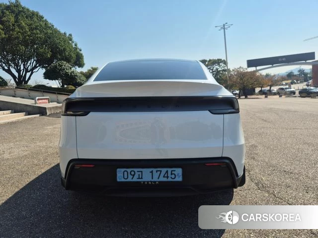 Tesla Model Y id 5010943 из Кореи 12