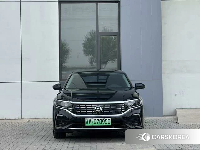 Volkswagen Passat 2024 Черный из Китая, фото 4