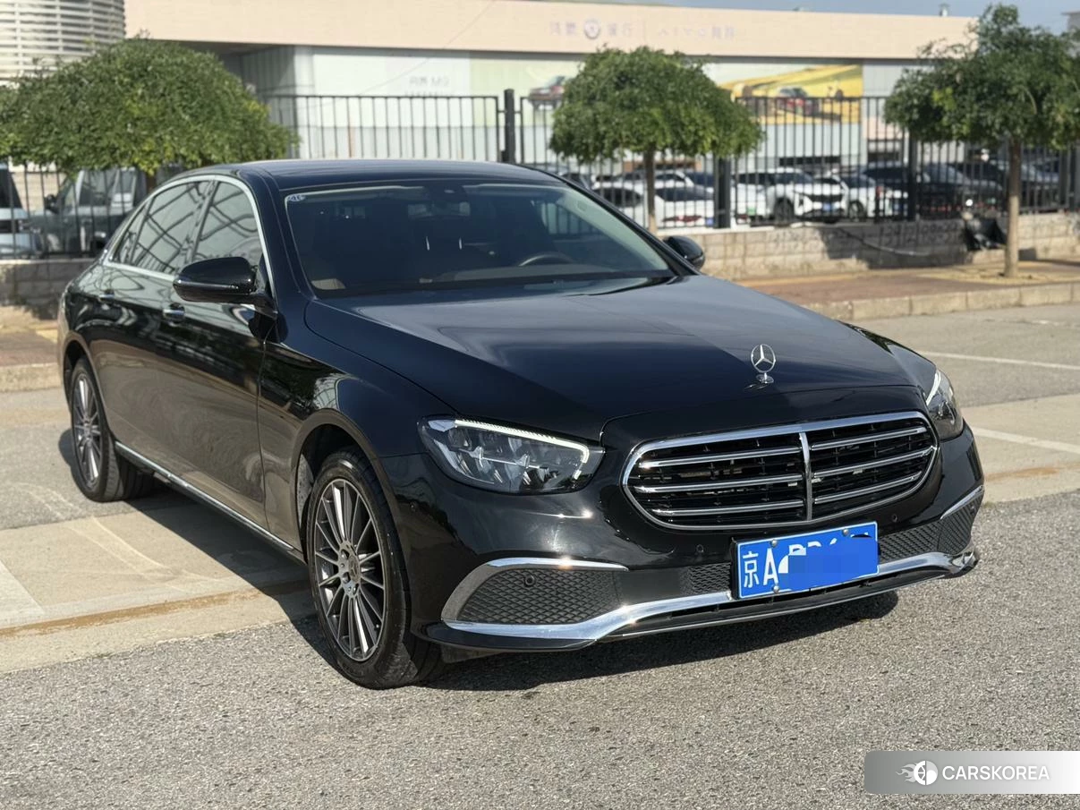 Mercedes-Benz E-Class 2022 Черный из Китая, фото 4