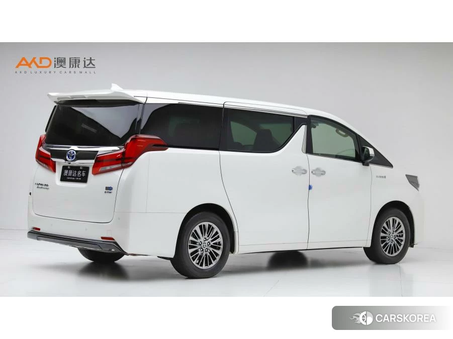 Toyota Alphard 2021 Белый из Китая, фото 5
