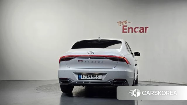 Hyundai The New Grandeur IG id 4959278 из Кореи 14