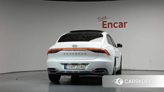 Hyundai The New Grandeur IG id 4745200 из Кореи 34