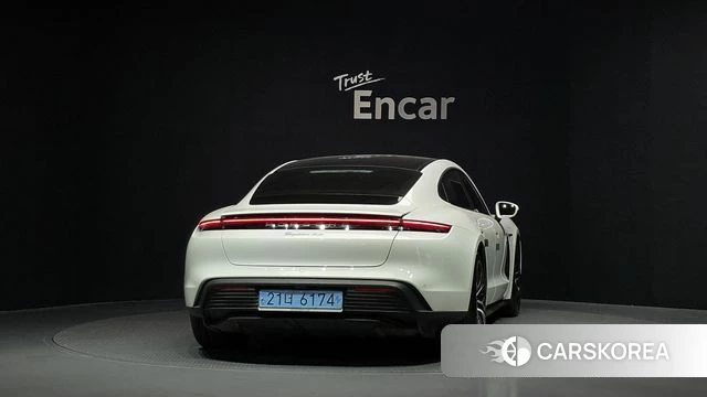 Porsche Taycan id 4966577 из Кореи 27