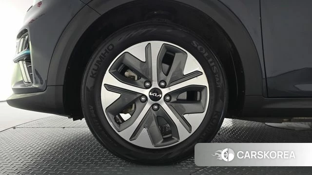 Kia Niro EV id 5040760 из Кореи 32