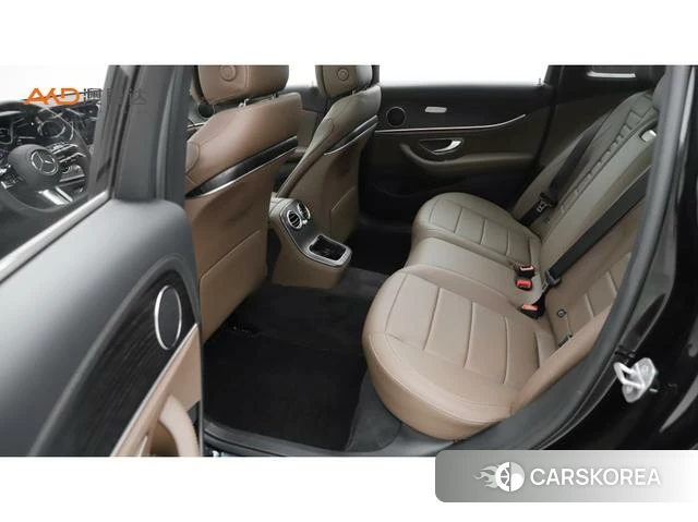 Mercedes-Benz E-Class 2021 Черный из Китая, фото 4