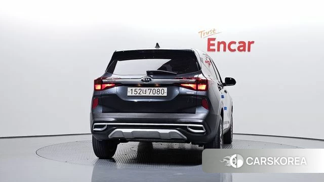 Kia Seltos id 4952677 из Кореи 14