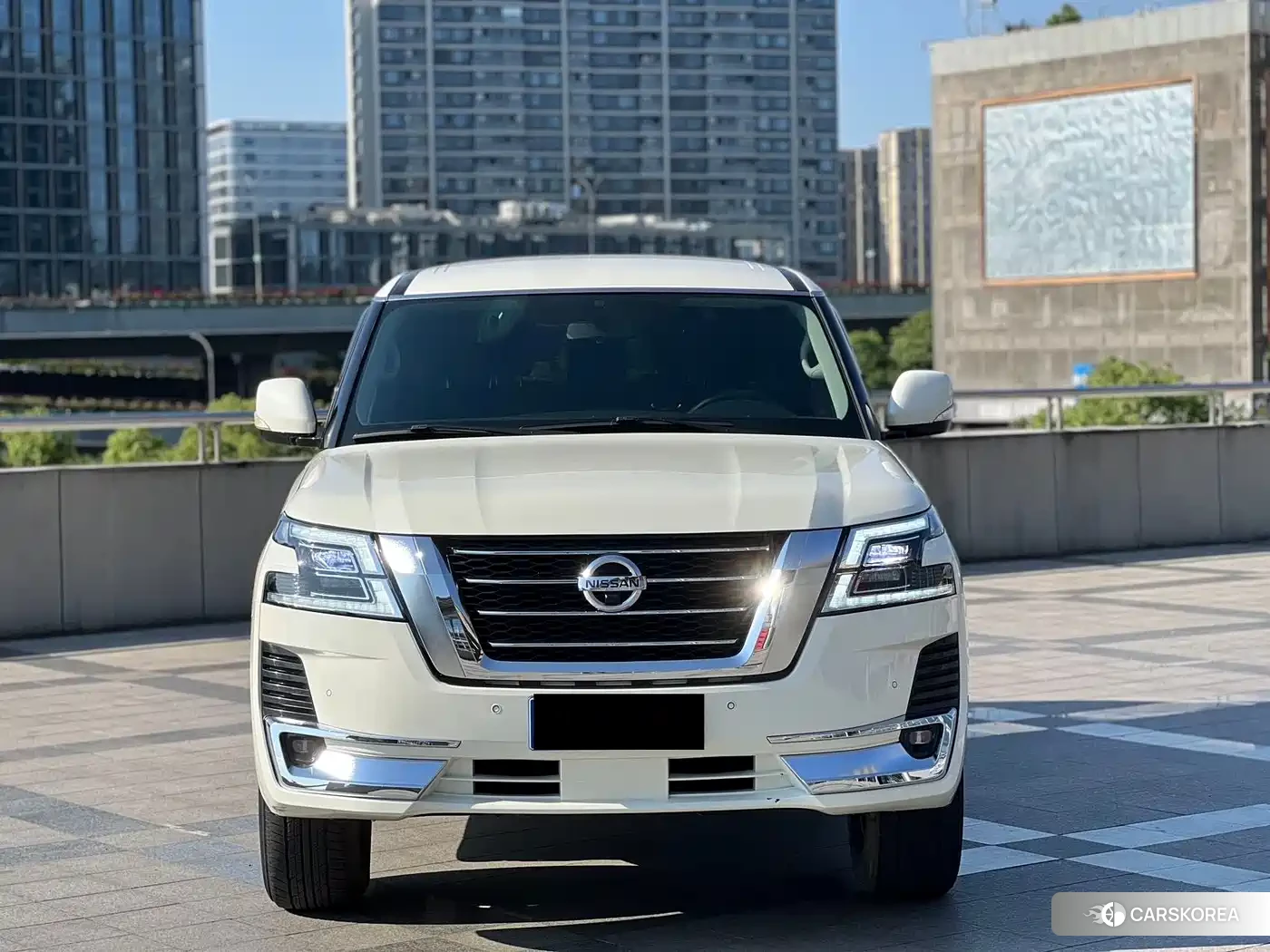 Nissan Patrol 2018 Белый из Китая, фото 4