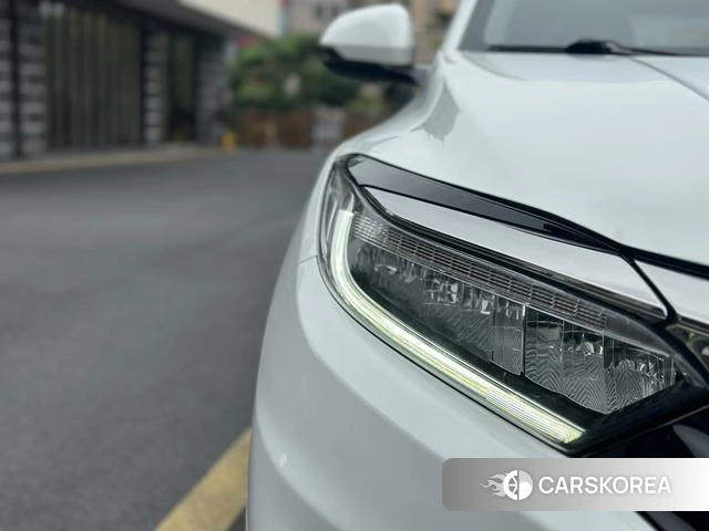 Honda Vezel 2021 Белый из Китая, фото 6