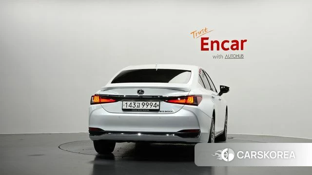 Lexus ES300h 7th generation id 4991083 из Кореи 30