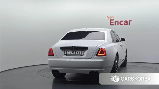 Rolls-Royce Ghost id 4855808 из Кореи 32