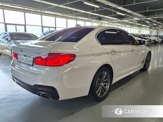 BMW 5 Series (G30) id 4944413 из Кореи 14