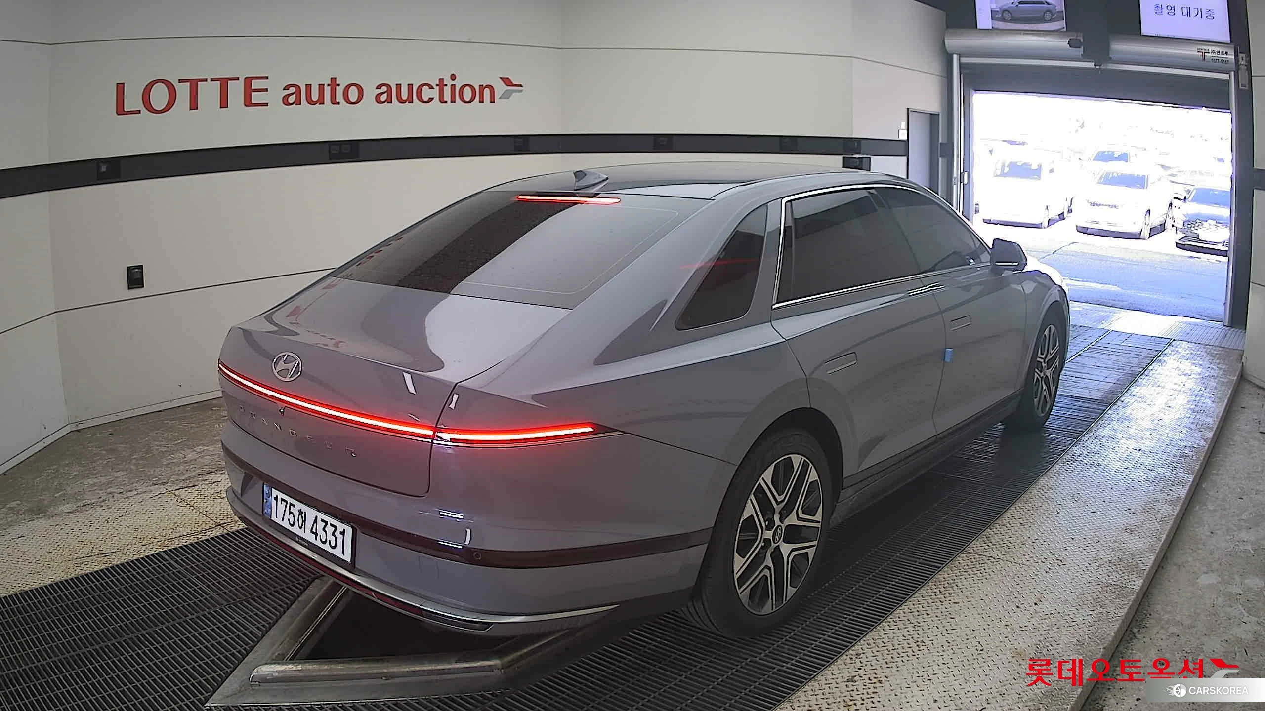 Hyundai Grandeur Hybrid id 4990007 из Кореи 31
