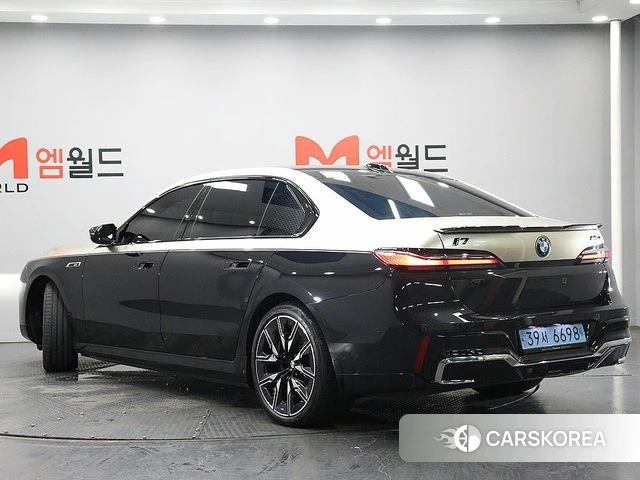 BMW i7 (G70) id 4655998 из Кореи 14