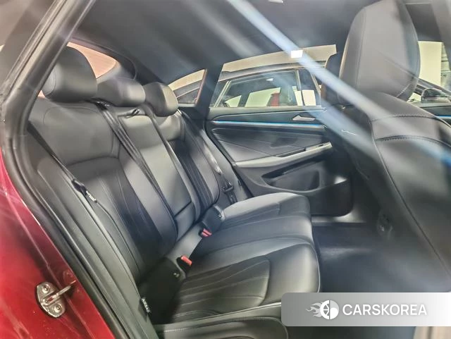 Volkswagen Lamando 2025 Красный из Китая, фото 6