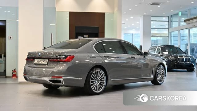 BMW 7 Series (G11) id 5022858 из Кореи 14