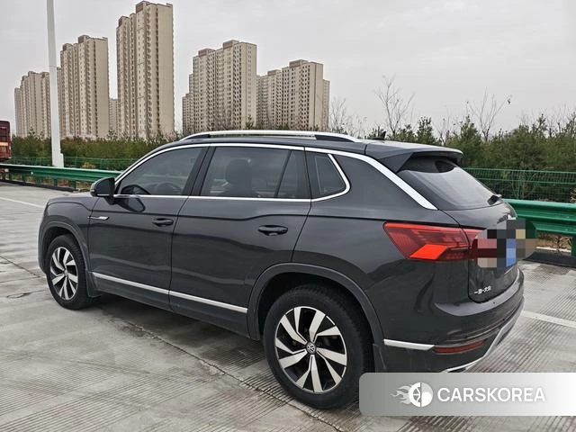 Volkswagen Tayron 2021 Темно-серый из Китая, фото 4