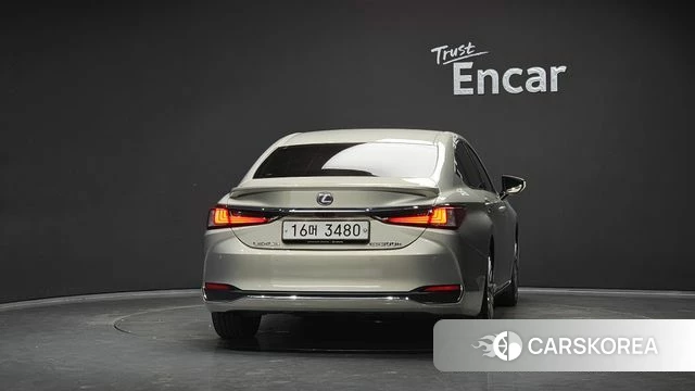 Lexus ES300h 7th generation id 4944045 из Кореи 14