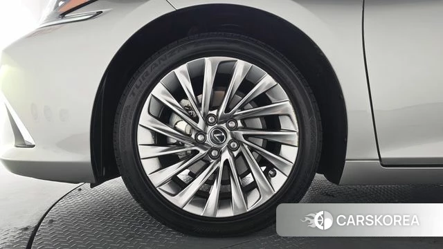 Lexus ES300h 7th generation id 4941315 из Кореи 34