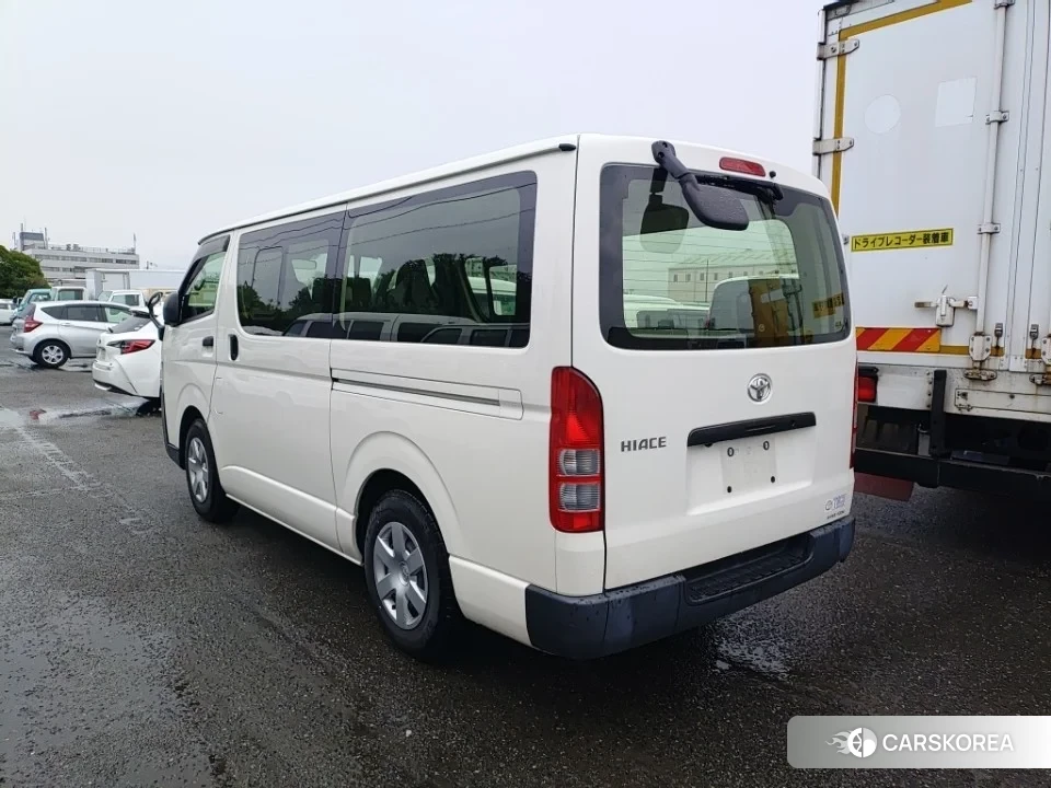 Toyota HiAce Van 2021 из Японии, фото 4