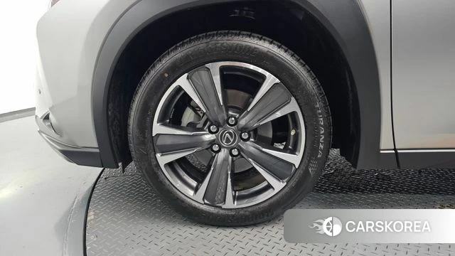 Lexus UX250h id 4987811 из Кореи 29