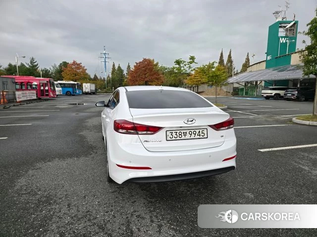 Hyundai Avante AD id 5019009 из Кореи 14