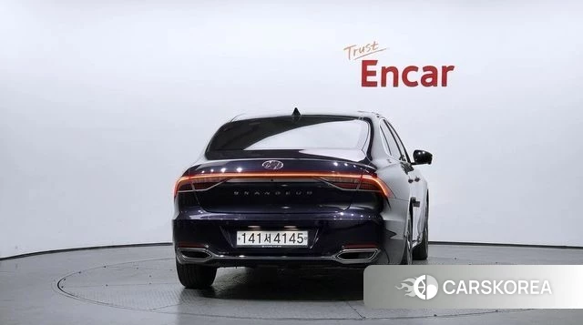 Hyundai The New Grandeur IG Hybrid id 5013423 из Кореи 29