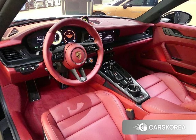 Porsche 911(992) id 4995222 из Кореи 14