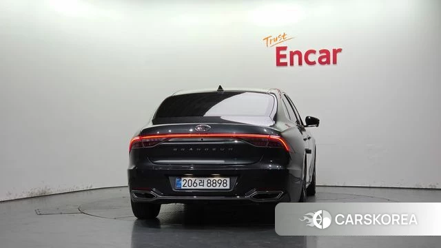 Hyundai The New Grandeur IG Hybrid id 5023031 из Кореи 27