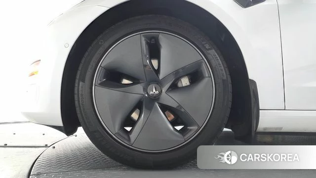 Tesla Model 3 id 4899858 из Кореи 25