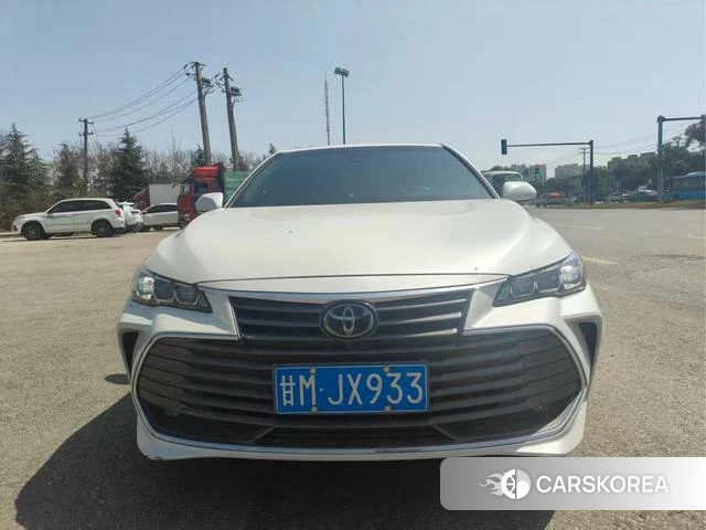 Toyota Avalon 2022 Белый из Китая, фото 4