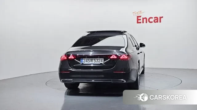 Mercedes-Benz E-Class W214 id 3769805 из Кореи 14