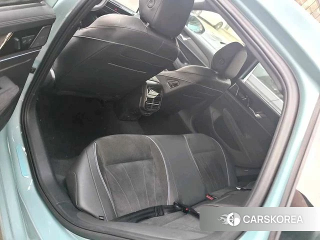 Volkswagen Passat 2024 Синий из Китая, фото 4