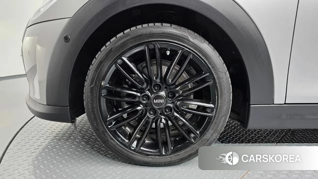 Mini Cooper Convertible id 4904572 из Кореи 25