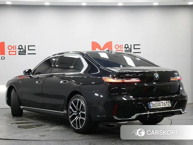 BMW 7 Series (G70) id 5000614 из Кореи 14
