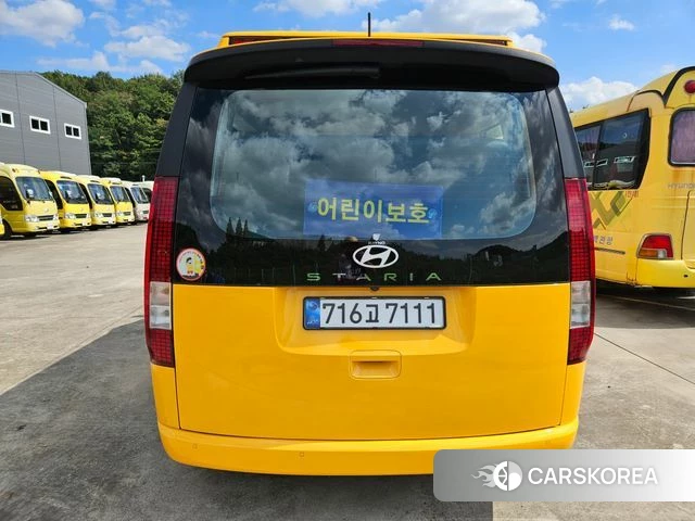 Hyundai Staria id 4950018 из Кореи 14