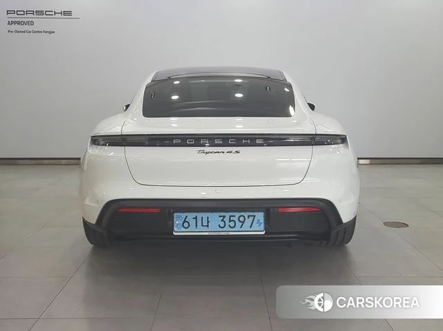 Porsche Taycan id 5034856 из Кореи 14