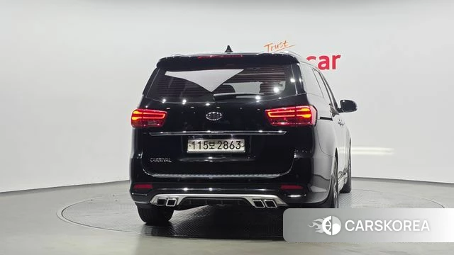 Kia The New Carnival id 4998630 из Кореи 29