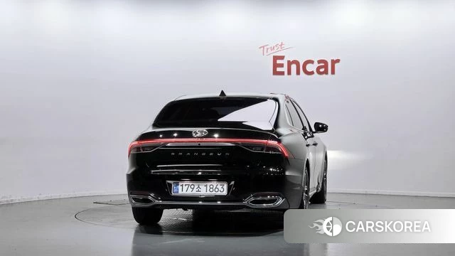 Hyundai The New Grandeur IG id 4726661 из Кореи 25