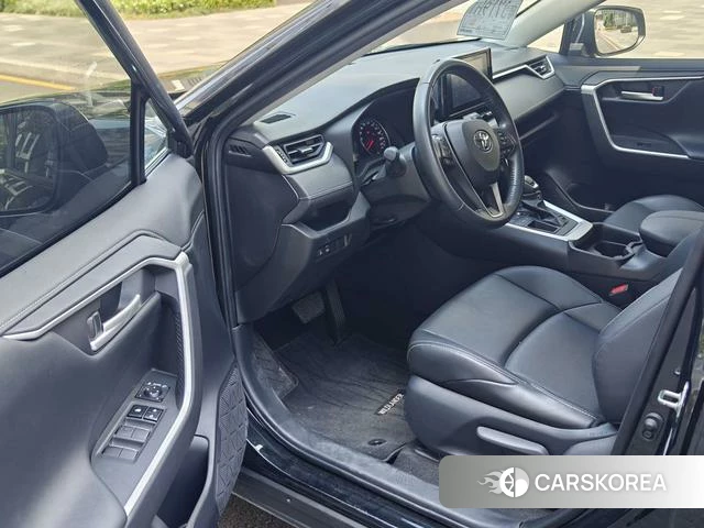Toyota Wildlander 2023 Черный из Китая, фото 4