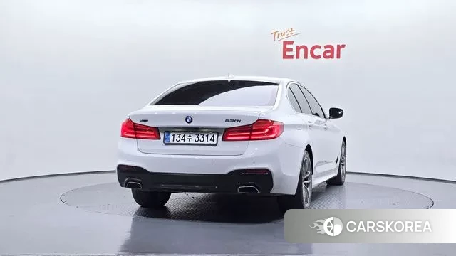 BMW 5 Series (G30) id 3728839 из Кореи 14
