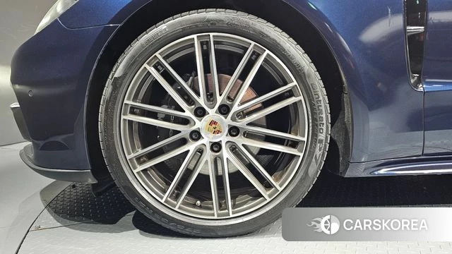 Porsche Panamera (971) id 4998828 из Кореи 34