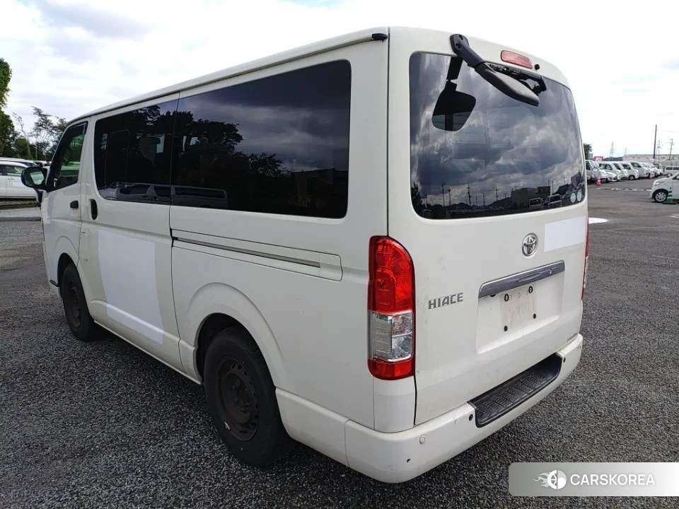 Toyota HiAce Van 2020 из Японии, фото 4