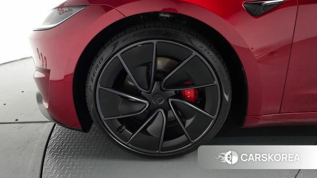 Tesla Model 3 id 5045472 из Кореи 32