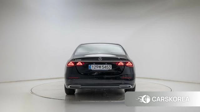 Mercedes-Benz E-Class W214 id 4985095 из Кореи 14