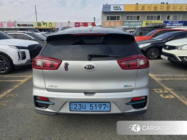 Kia Niro EV id 5013090 из Кореи 9