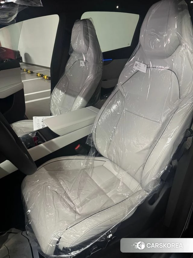 Tesla Model Y 2026 Серый из Кореи, фото 4