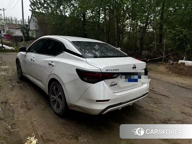 Nissan Sylphy 2022 Белый из Китая, фото 4